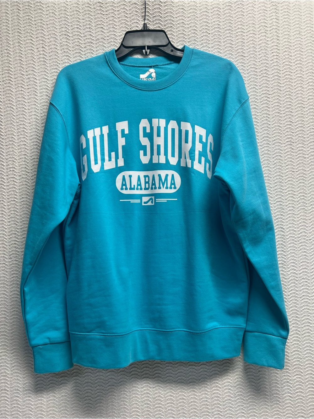 surf style / turquoise crewneck sweatshirt size medium